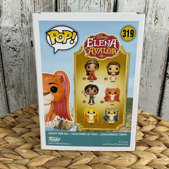 Funko Pop! Vinyl: Disney - Luna #319 Elena Of Avalor Vinyl Figure New - Picture 3 of 6